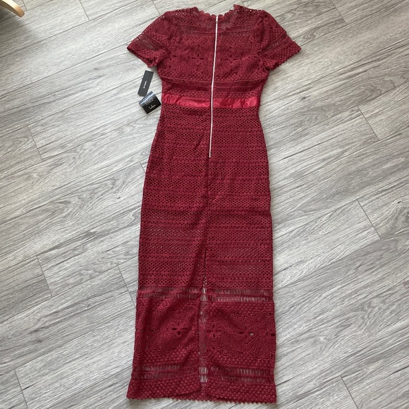 Burgundy Lulus Dress- new with tags! - Picture 8 of 8